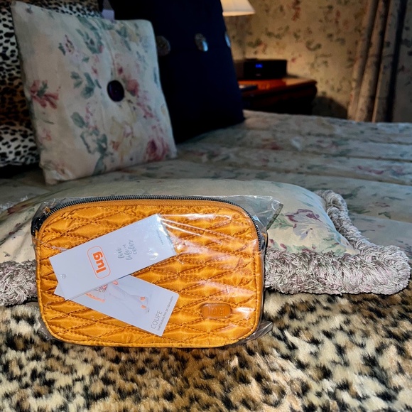 Lug Coupe Crossbody Bag NWT'S Amber Yellow - Picture 3 of 11